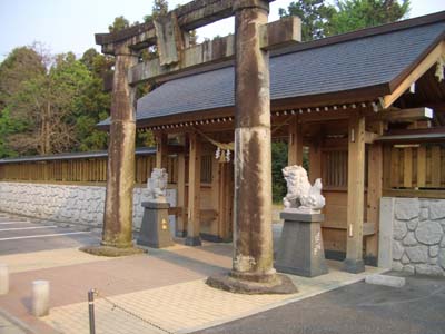 健軍神社へ狛犬。