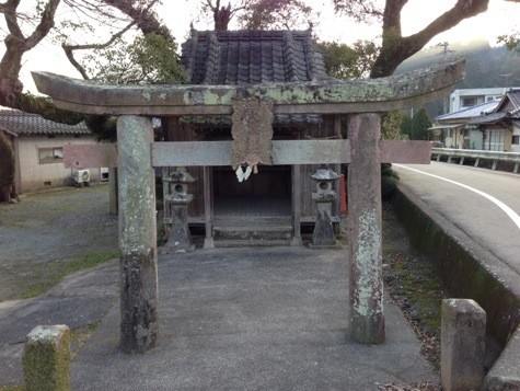 馬門石の鳥居