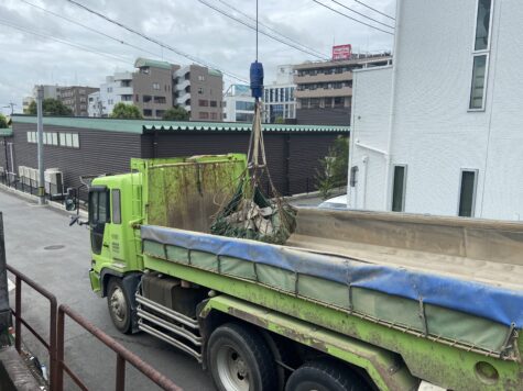 形は展示品。石材は別のものを使いました。