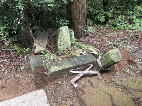 猿田彦大神の石碑修復