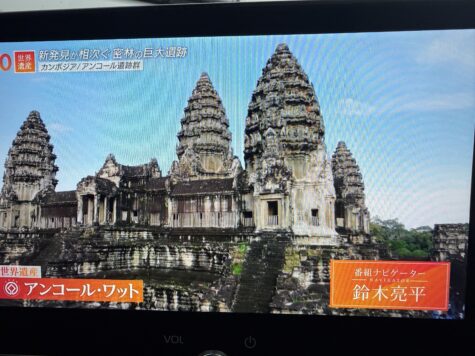 遺跡の修復ボランティア。